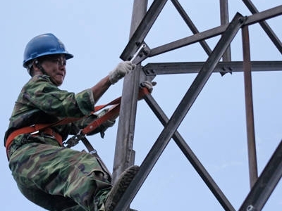 ���׹���